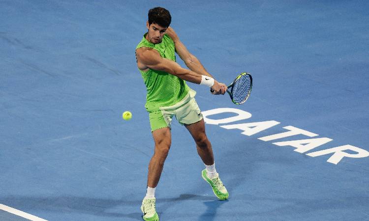 Alcaraz conquista el ATP de Doha 2026 tras aplastar a Fils