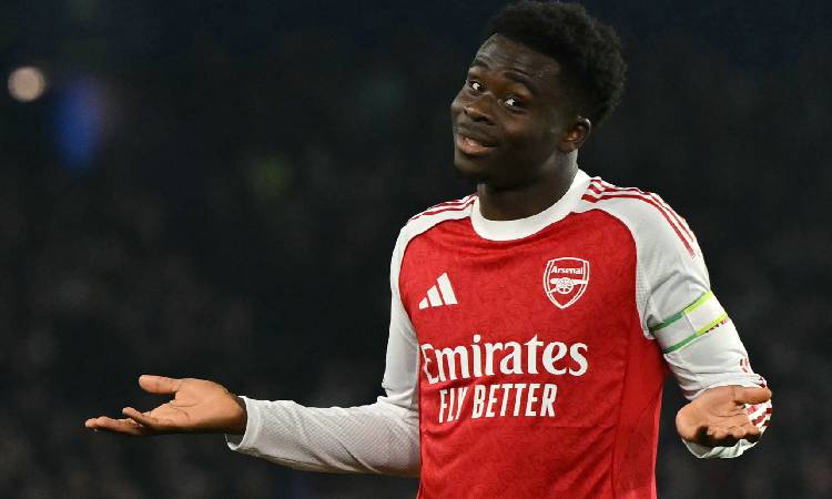 Arsenal vence a Brighton y aprovecha empate del Manchester City