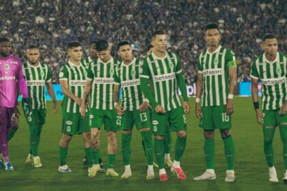 Atlético Nacional falla un polémico penal ante Millonarios