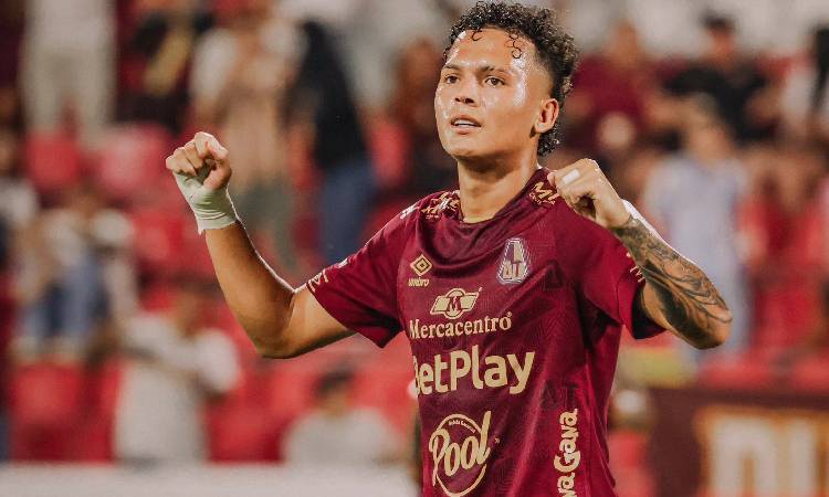 Deportes Tolima goleó a Águilas Doradas y metió presión arriba