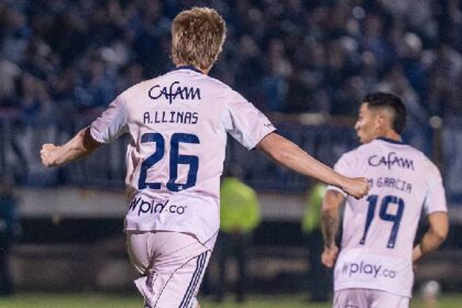 Millonarios explotó por el arbitraje tras caída con Boyacá Chicó