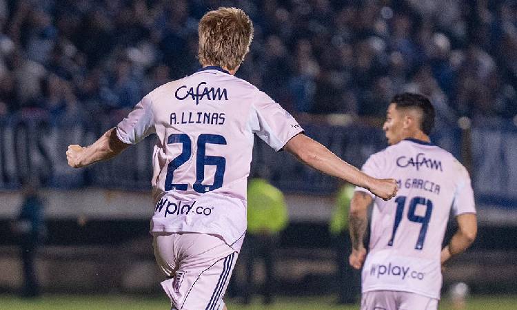 Millonarios explotó por el arbitraje tras caída con Boyacá Chicó