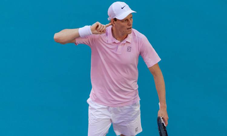 Sinner va cuartos del Miami Open 2026 tras vencer Michelsen