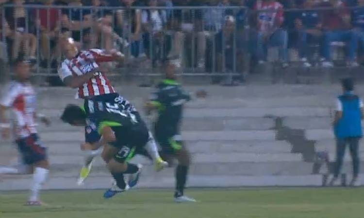 Jermein Peña fue expulsado ante Atlético Nacional por un codazo
