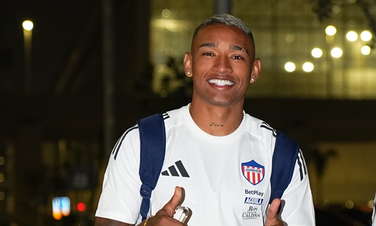 Jermein Peña complica a Junior con su expulsión ante Sporting Cristal