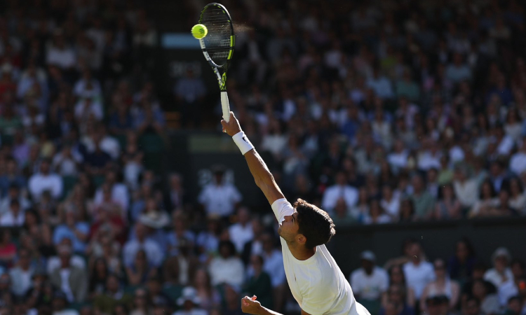 Alcaraz anuncia que renuncia a jugar Wimbledon por su lesión de muñeca