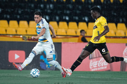 Barcelona golpea a Boca gracias al paraguayo Villalba