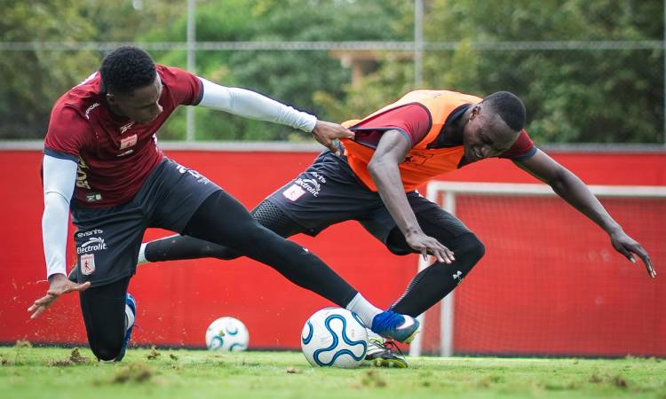 Con sorpresas América recibe a Tigre por Copa Sudamericana