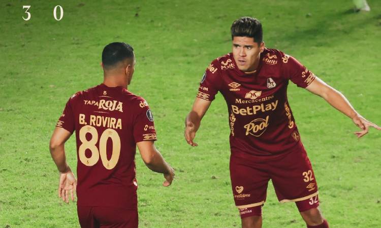 Coquimbo goleó a Deportes Tolima y le aplazó la clasificación