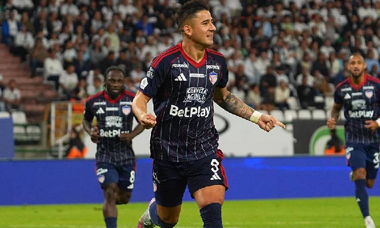 Junior logró un triunfazo ante Once Caldas en Manizales