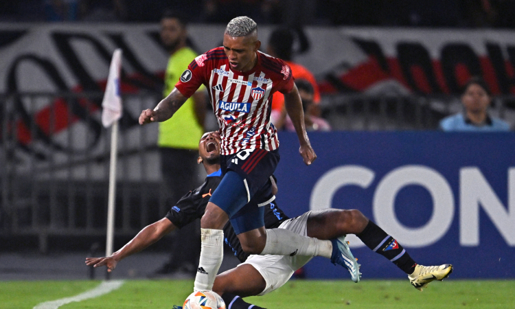 Junior decisión Jermein Peña