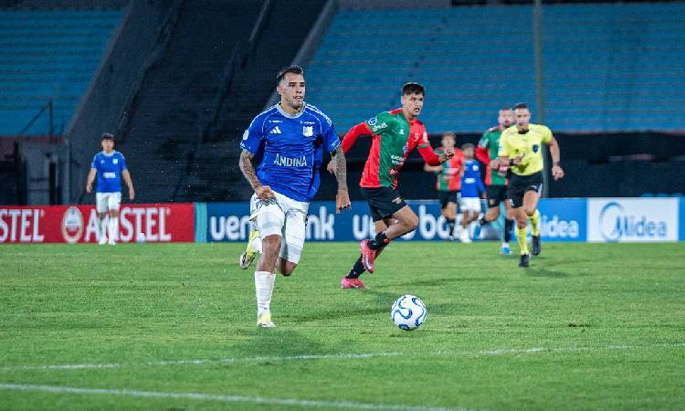 Millonarios venció a Boston River de visitante y sigue con vida