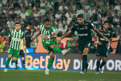 Nacional avanza a semifinales al golear a Internacional