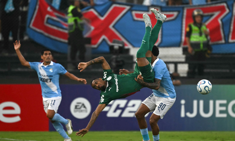 Palmeiras vence a Cristal y es líder del Grupo F de la Libertadores