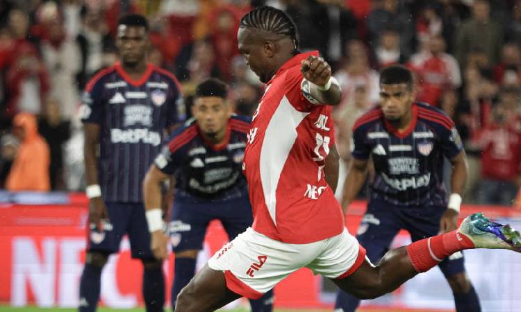 Santa Fe rescató un empate ante Junior de Barranquilla en Bogotá