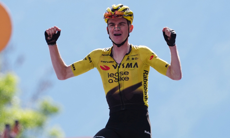 Sepp Kuss gana la etapa reina de un Giro controlado por Vingegaard