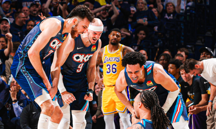Thunder aguanta embate de Lakers en partido 300 de LeBron en playoffs