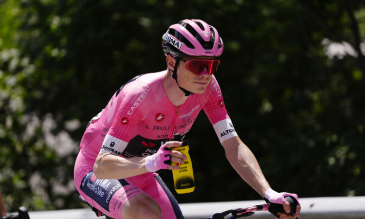Vingegaard deja sentenciado el Giro con su victoria en la penúltima etapa