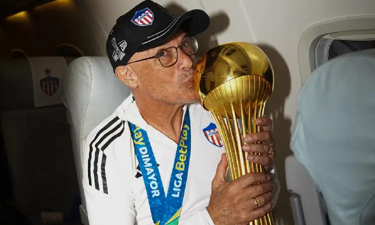 Alfredo Arias ya piensa en el tricampeonato con Junior