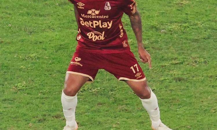América de Cali está cerca de cerrar a Yhorman Hurtado