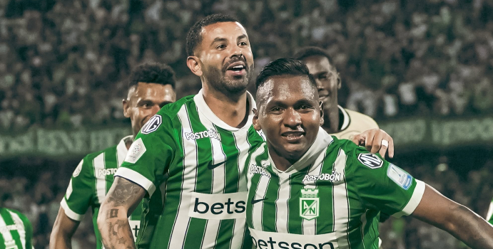Cardona dio la razón por la que Morelos pateó el penal ante Junior