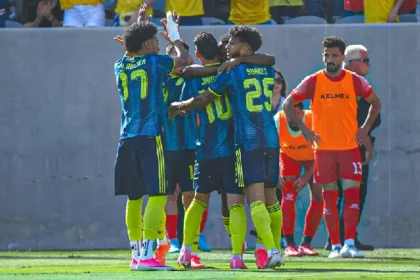 Colombia derrotó a Jordania con un doblete de Jhon Arias
