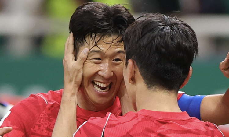 Corea del Sur vence a República Checa 2-1 en el grupo A del Mundial