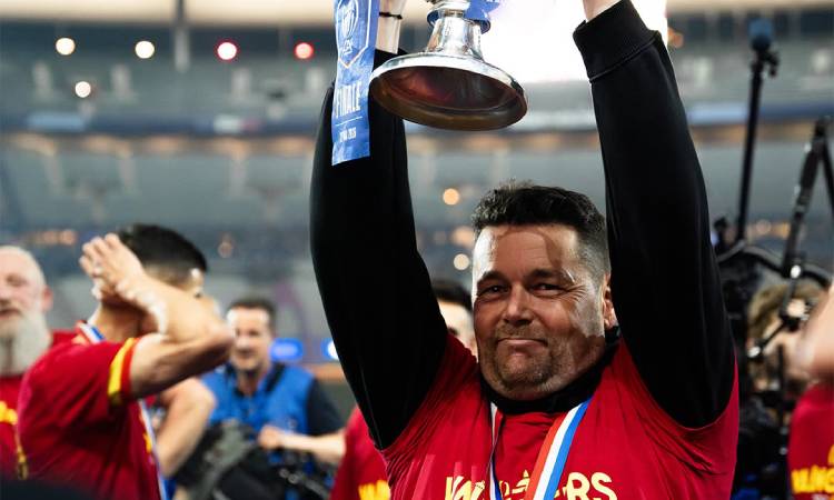 Crystal Palace tiene listo a Pierre Sage como su nuevo entrenador