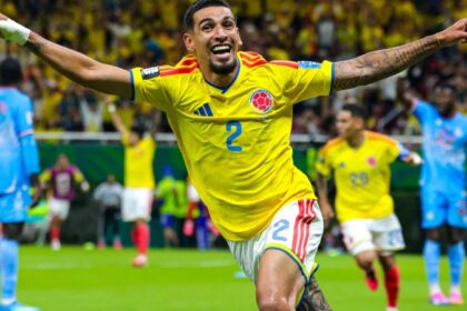 Daniel Muñoz entra al top de goleadores de Colombia en Mundiales