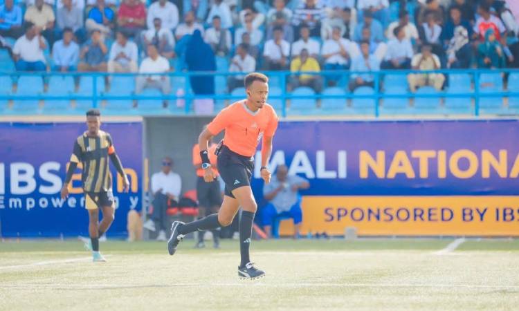 El mejor árbitro de África, Omar Artan no estará en el Mundial 2026