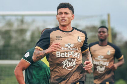 Elan Ricardo en el Deportes Tolima