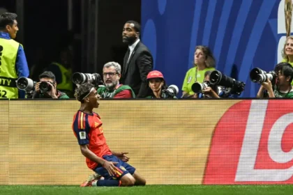 Abró la lata Lamine Yamal con su esperado primer gol en un Mundial y España se dio un festín ante una decepcionante Arabia Saudita (4-0)
