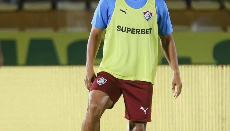 Ídolo vuelve a Brasil y emociona a toda una afición