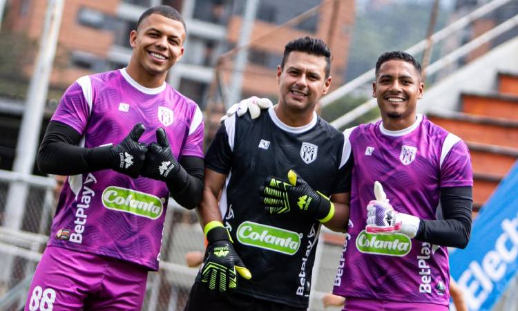 Juan Pablo Montoya se acerca al América de Cali