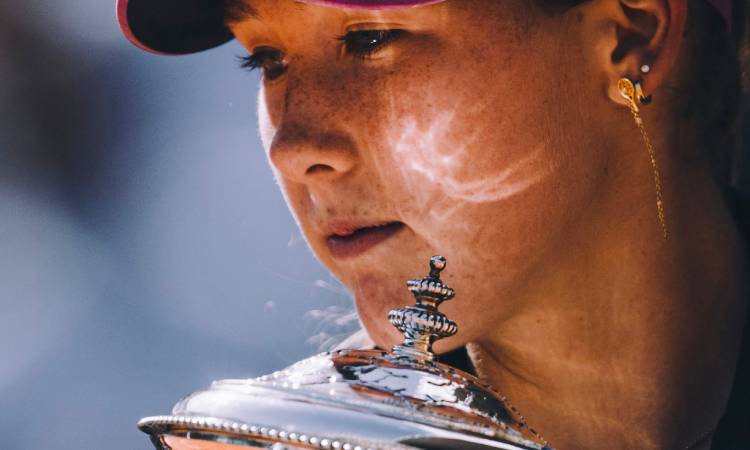 Mirra Andreeva es la nueva campeona del Roland Garros