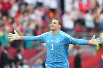 Neuer se convirtió en el arquero con más partidos en Mundiales