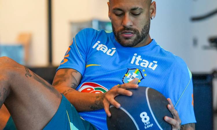 Neymar Jr no jugaría la fase de grupos con Brasil