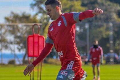 Rafael Santos Borré está muy cerca de regresar a River Plate