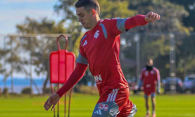 Rafael Santos Borré está muy cerca de regresar a River Plate