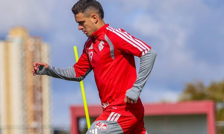 Rafael Santos Borré vuelve a tomar fuerza en River Plate