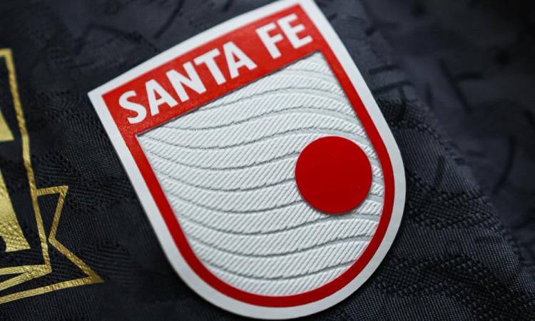 Santa Fe desmiente rumores de Yeicar Perlaza y Kilian Toscano