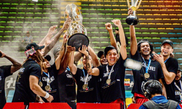 Toros campeón El Valle del Cauca celebra tras vencer a Paisas