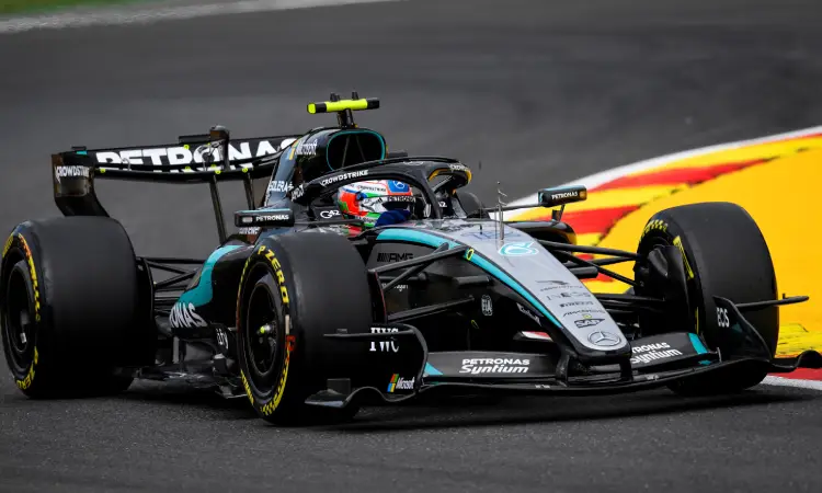 Antonelli domina en ensayos libres en Bélgica, Ferrari es segundo
