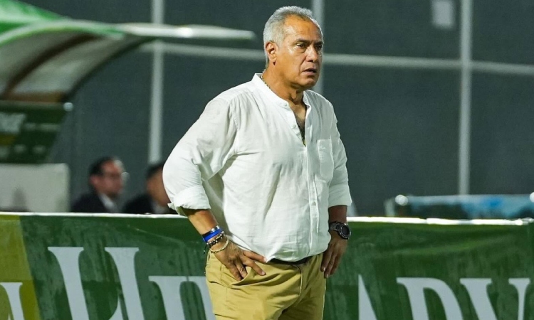 Hernán Torres pone fin a su ciclo en Orense de Ecuador