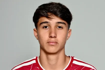 Liverpool anuncia el fichaje de Samuel Martínez