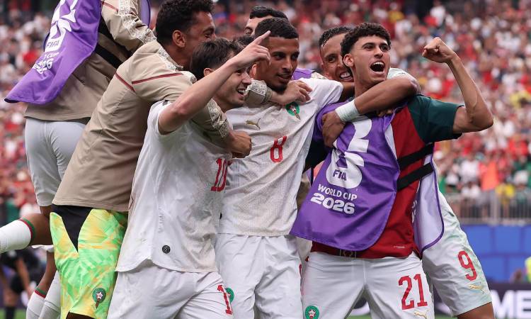Marruecos goleó a Canadá y avanzó a los cuartos de final