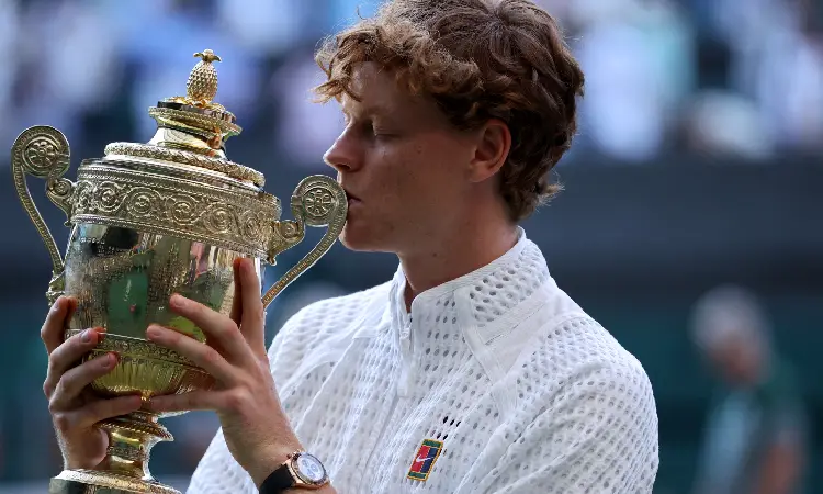 Sinner gana su segundo Wimbledon tras remontar ante Zverev