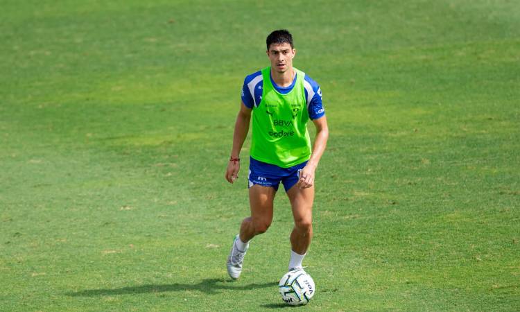 Stefan Medina no volverá a Atlético Nacional